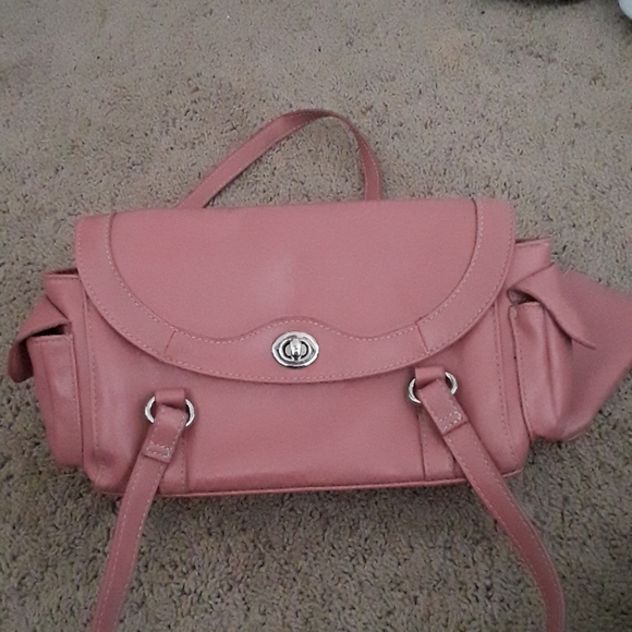 Cute Pink Purse - Picture 3 of 11
